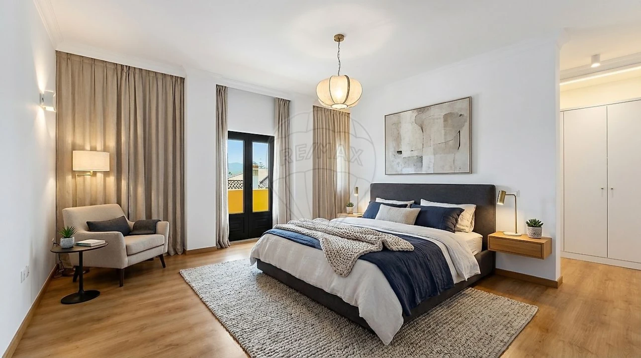 Moradia T6 para Venda em Azeitão (São Lourenço e São Simão) Foto 2