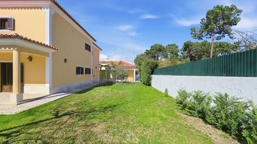 Moradia T6 para Venda em Azeitão (São Lourenço e São Simão) Foto 11