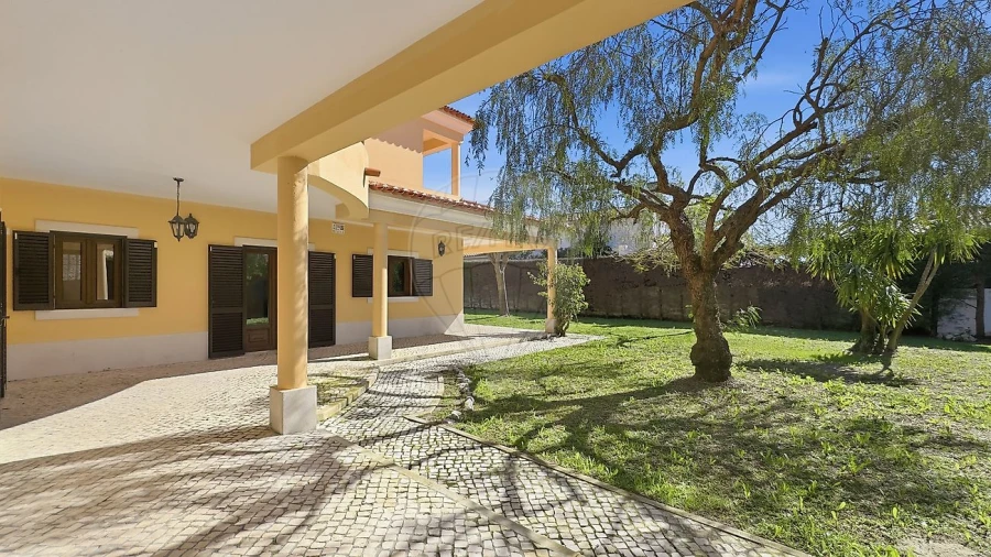 Moradia T6 para Venda em Azeitão (São Lourenço e São Simão) Foto 12