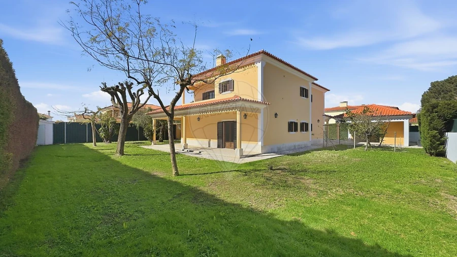 Moradia T6 para Venda em Azeitão (São Lourenço e São Simão) Foto 15