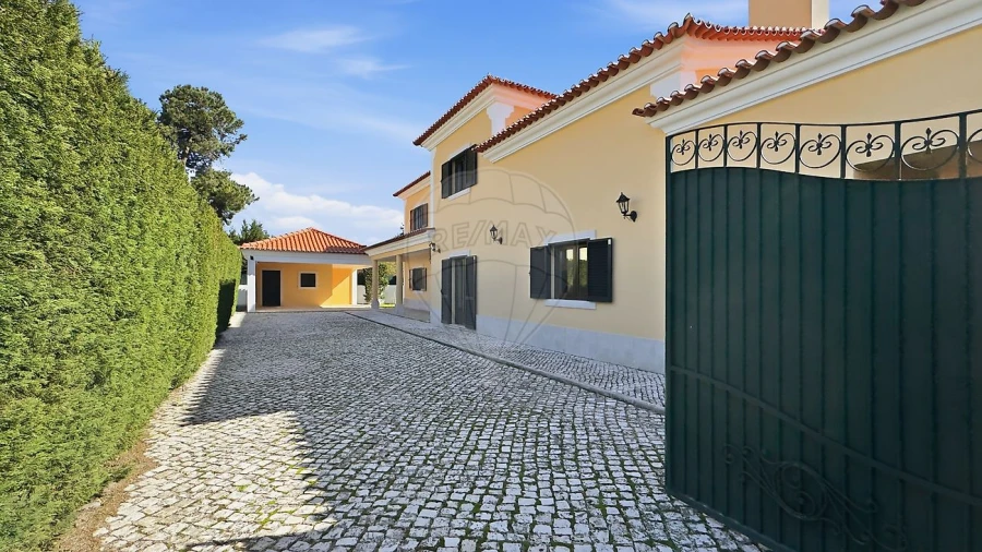 Moradia T6 para Venda em Azeitão (São Lourenço e São Simão) Foto 8