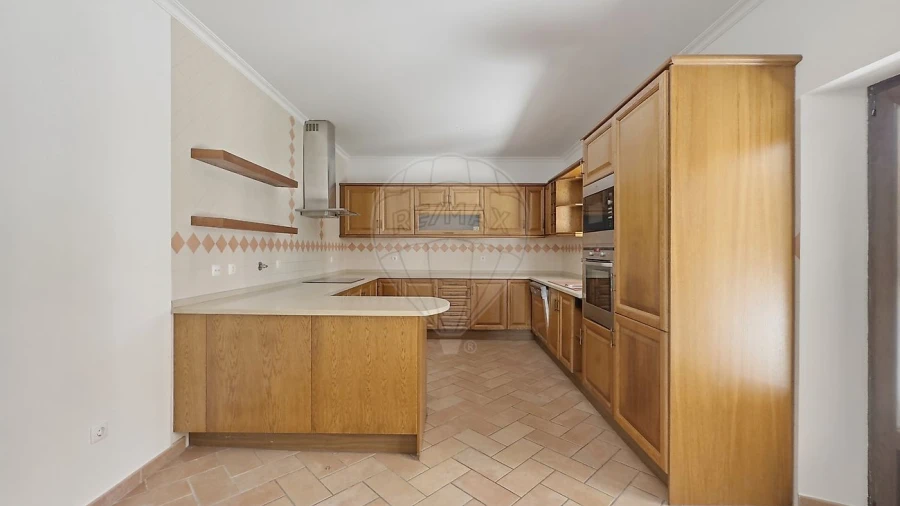 Moradia T6 para Venda em Azeitão (São Lourenço e São Simão) Foto 28