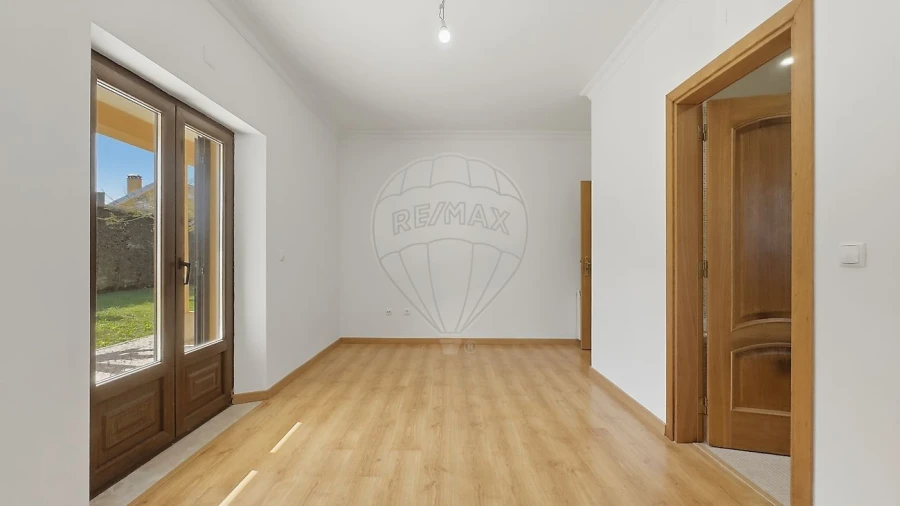 Moradia T6 para Venda em Azeitão (São Lourenço e São Simão) Foto 23