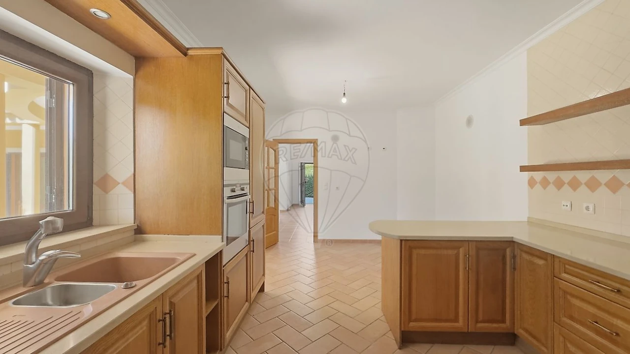 Moradia T6 para Venda em Azeitão (São Lourenço e São Simão) Foto 25