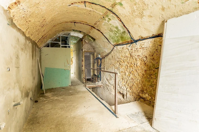 Prédio para Venda em Palmela Foto 16