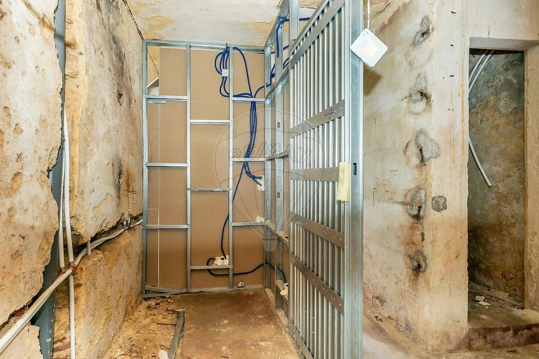 Prédio para Venda em Palmela Foto 13