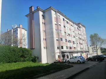 Apartamento T2 para Venda em Campanhã