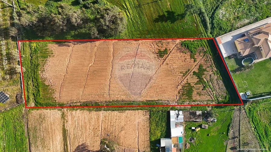 Terreno para Venda em Campelos e Outeiro da Cabeça Foto 5
