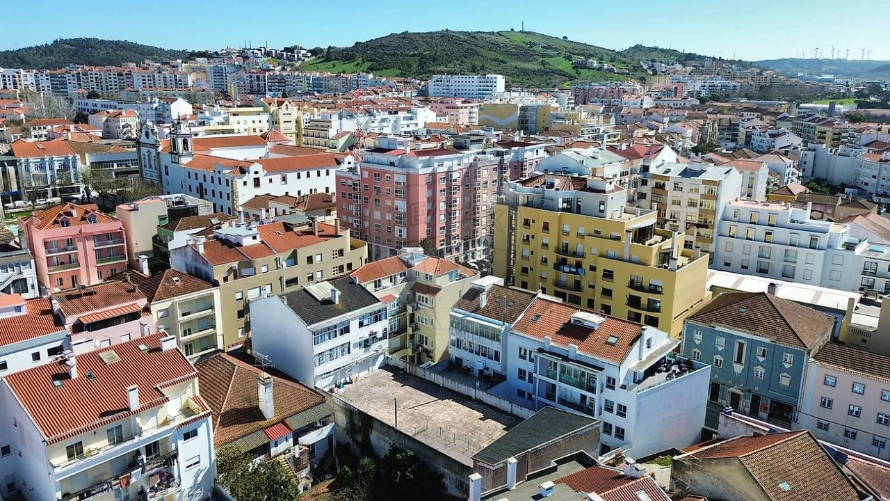 Apartamento T4 para Venda em Santa Maria, São Pedro e Matacães Foto 23