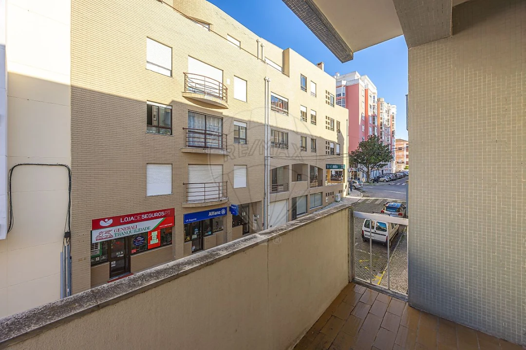 Apartamento T4 para Venda em Santa Maria, São Pedro e Matacães Foto 17