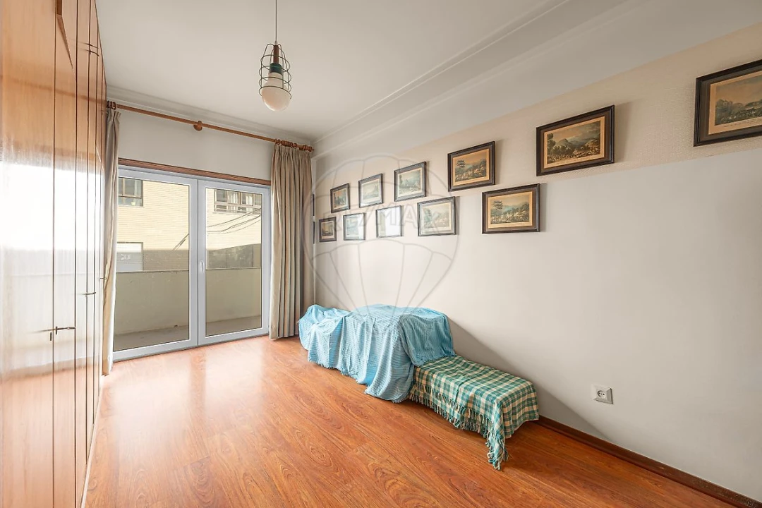 Apartamento T4 para Venda em Santa Maria, São Pedro e Matacães Foto 9