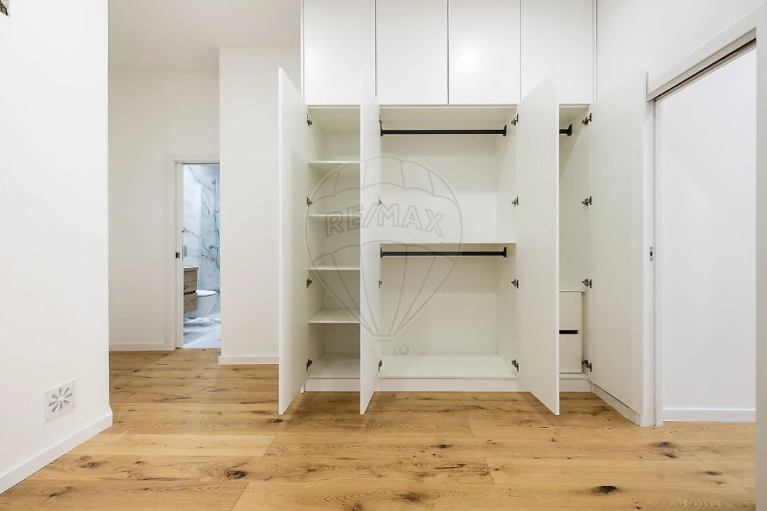 Apartamento T1 para Venda em São Vicente Foto 15