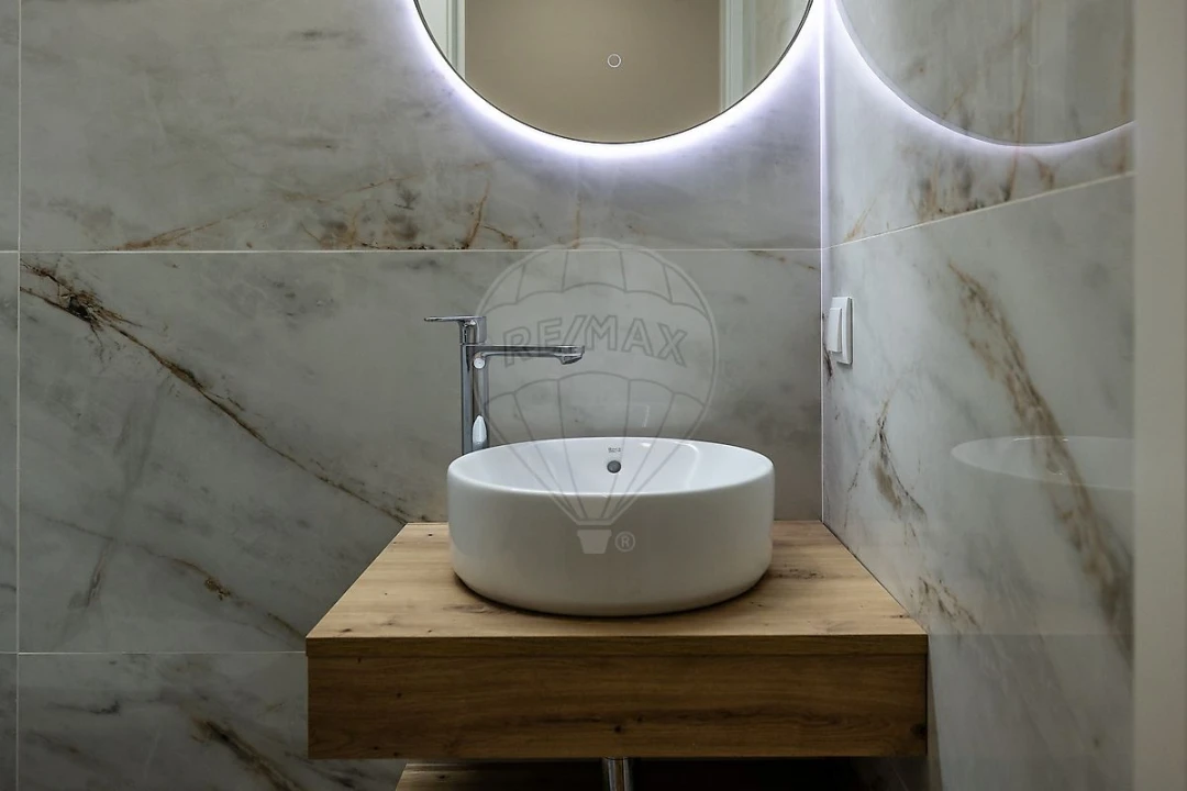 Apartamento T1 para Venda em São Vicente Foto 8