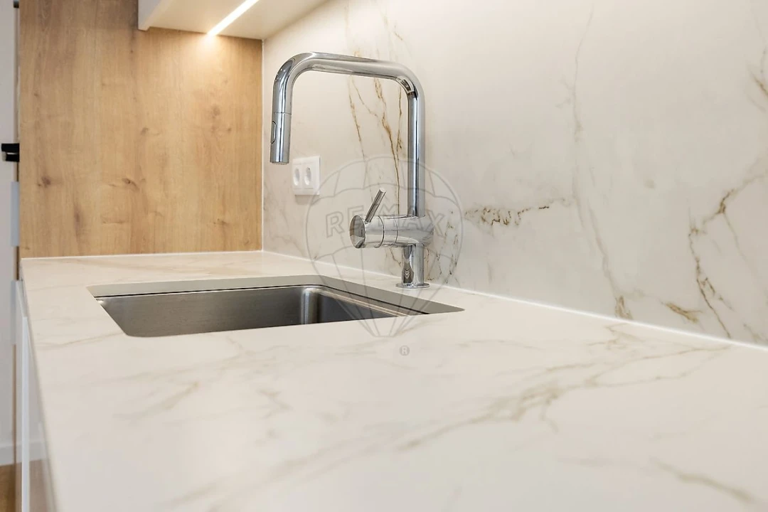 Apartamento T1 para Venda em São Vicente Foto 16