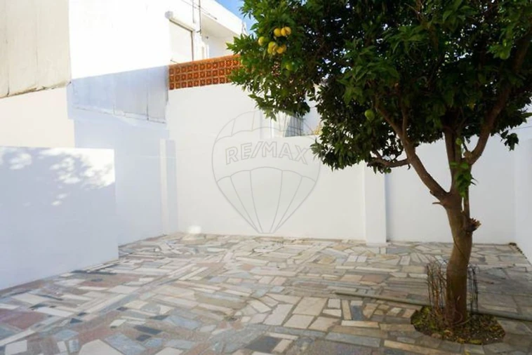 Apartamento T1 para Venda em Almeirim Foto 6