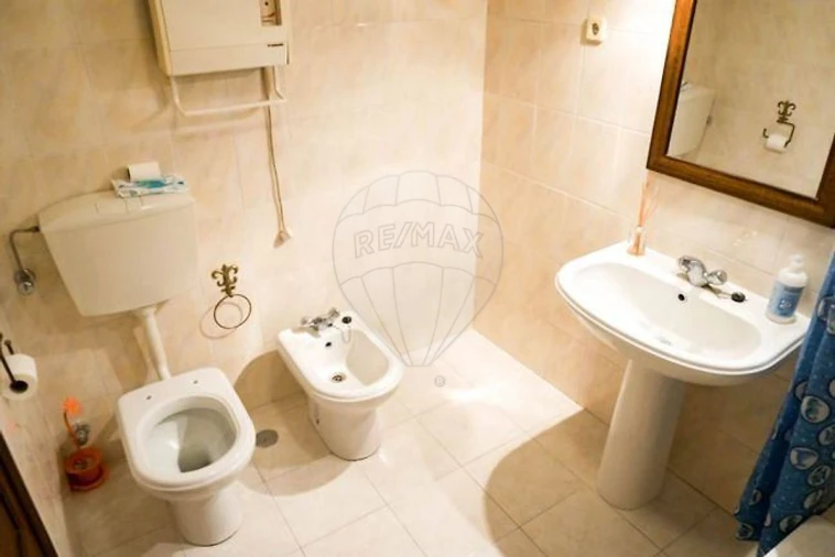 Apartamento T1 para Venda em Almeirim Foto 7