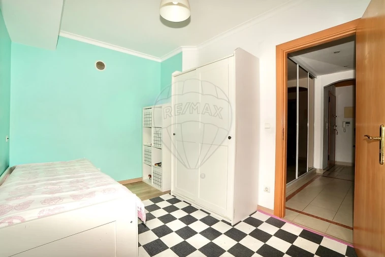 Apartamento T2 para Venda em Laranjeiro e Feijó Foto 16