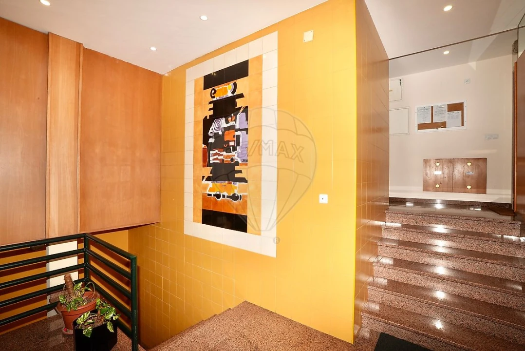 Apartamento T2 para Venda em Laranjeiro e Feijó Foto 20
