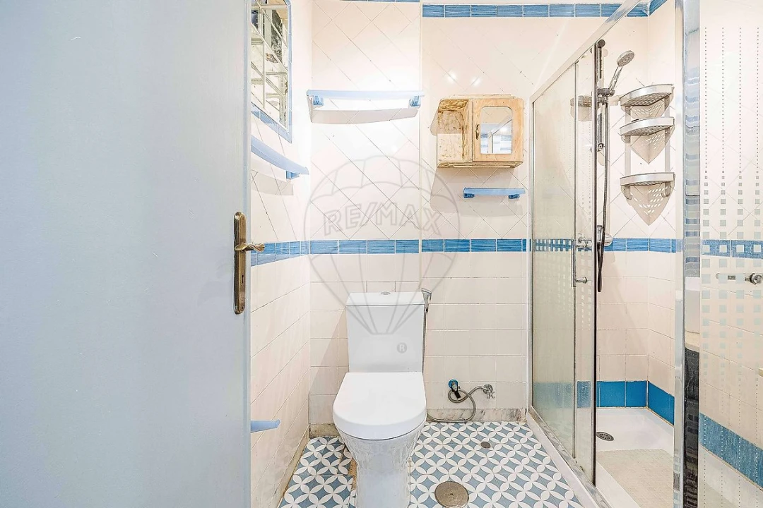 Apartamento T2 para Venda em Cacém e São Marcos Foto 10