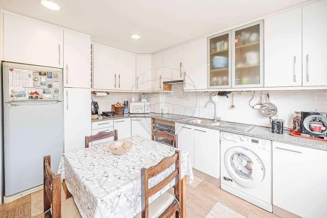 Apartamento T2 para Venda em Cacém e São Marcos Foto 25