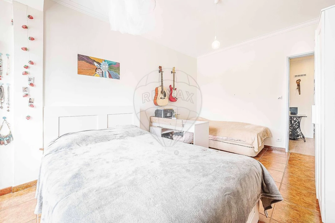 Apartamento T2 para Venda em Cacém e São Marcos Foto 2