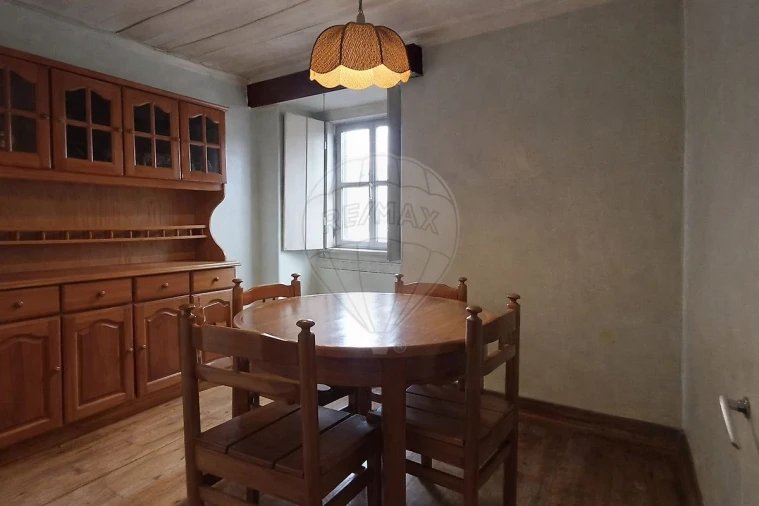 Moradia T6 para Venda em Barcarena Foto 8