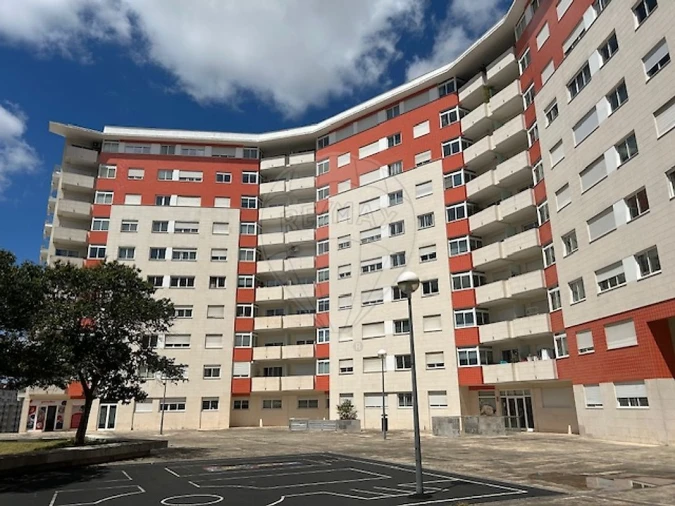 Apartamento T1 para Arrendamento em Lumiar