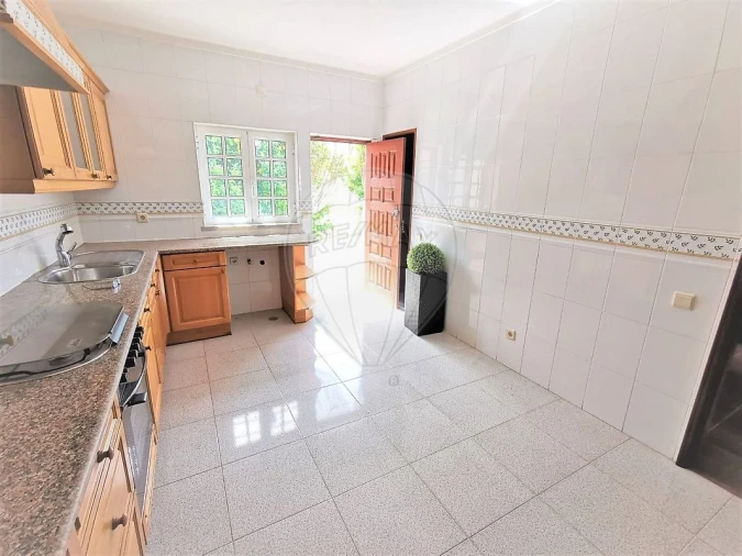 Moradia T3 para Venda em Carregado e Cadafais Foto 5