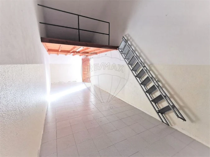 Moradia T3 para Venda em Carregado e Cadafais Foto 1