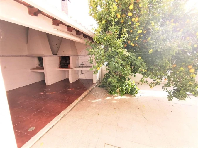 Moradia T3 para Venda em Carregado e Cadafais Foto 11