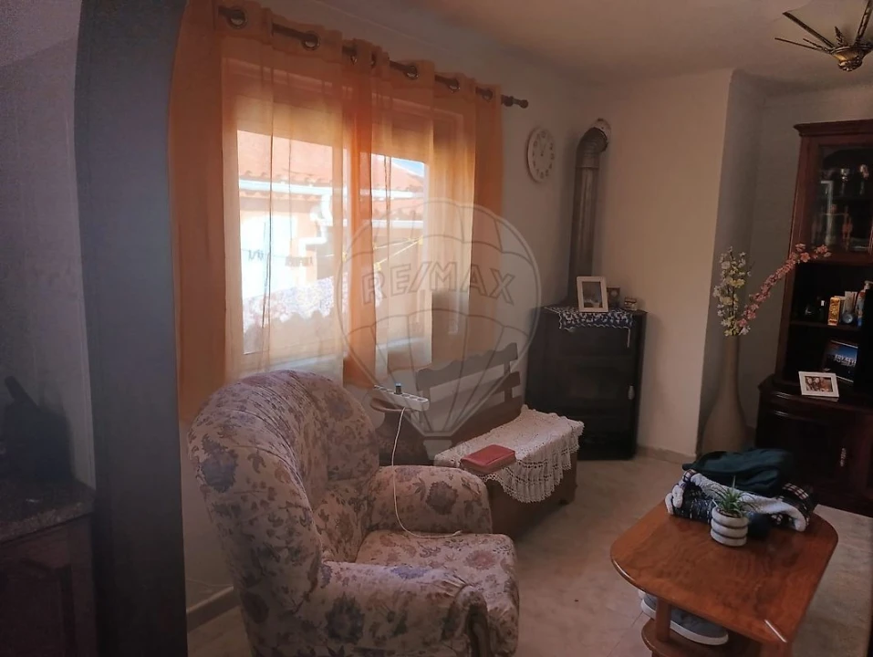 Moradia T2 para Venda em Arruda dos Vinhos Foto 2