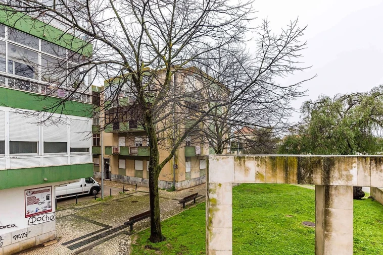 Apartamento T2 para Venda em Seixal, Arrentela e Aldeia de Paio Pires Foto 28