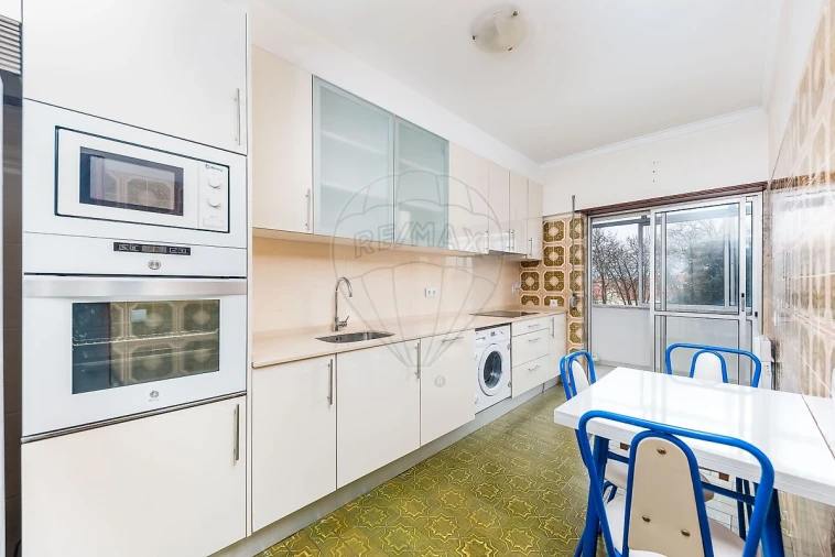 Apartamento T2 para Venda em Seixal, Arrentela e Aldeia de Paio Pires Foto 3