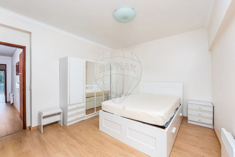 Apartamento T2 para Venda em Seixal, Arrentela e Aldeia de Paio Pires Foto 17