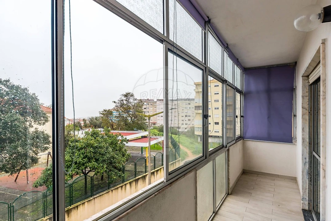 Apartamento T2 para Venda em Seixal, Arrentela e Aldeia de Paio Pires Foto 9