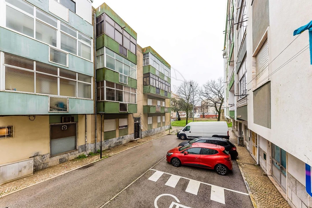 Apartamento T2 para Venda em Seixal, Arrentela e Aldeia de Paio Pires Foto 29