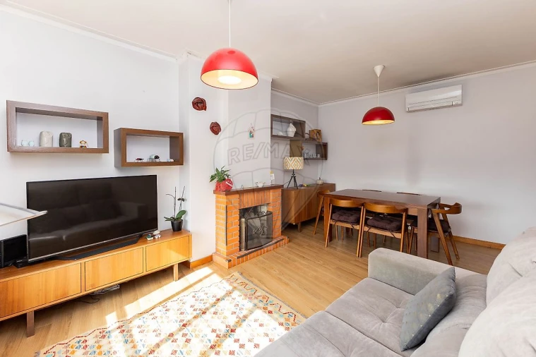 Apartamento T2 para Venda em Grijó e Sermonde Foto 15