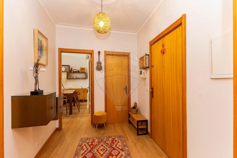 Apartamento T2 para Venda em Grijó e Sermonde Foto 16