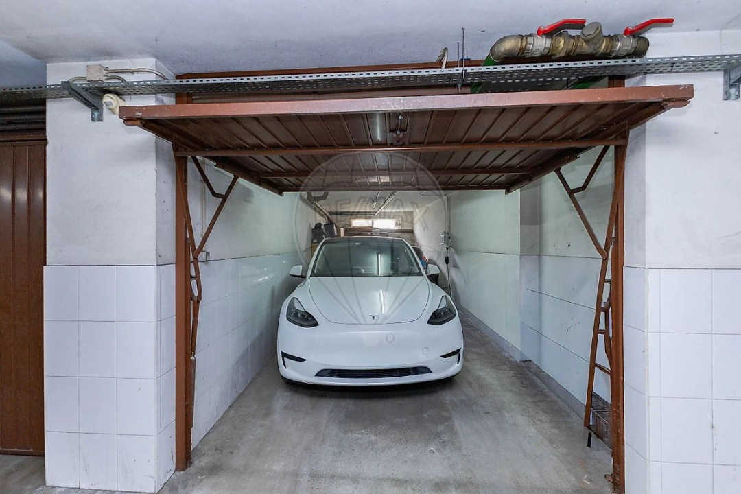 Apartamento T2 para Venda em Grijó e Sermonde Foto 21