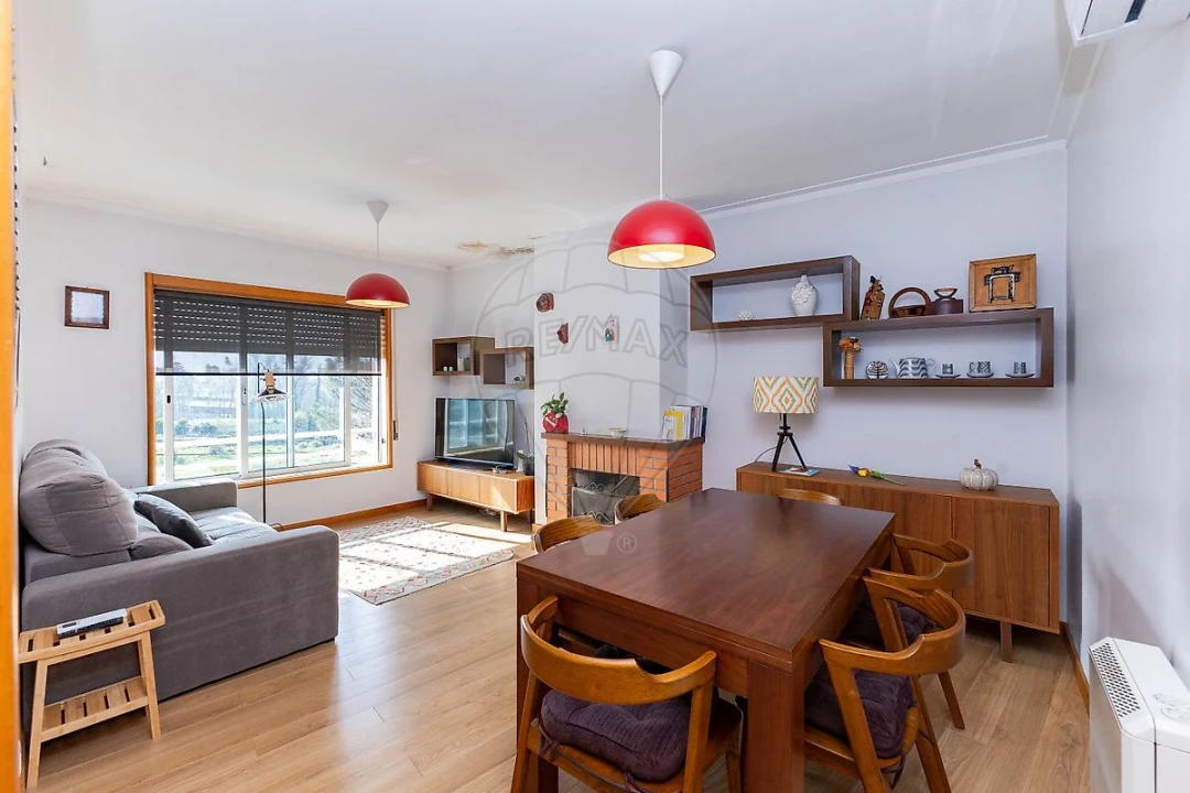 Apartamento T2 para Venda em Grijó e Sermonde Foto 14