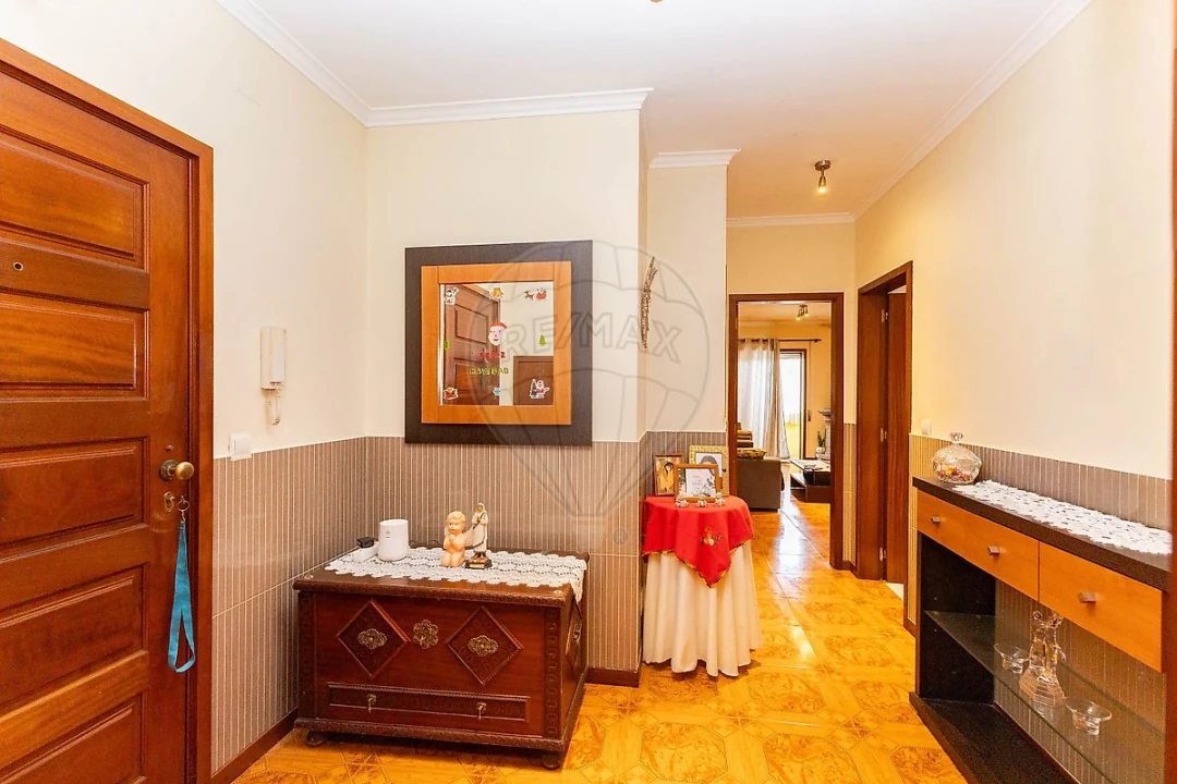 Apartamento T2 para Venda em Grijó e Sermonde Foto 21