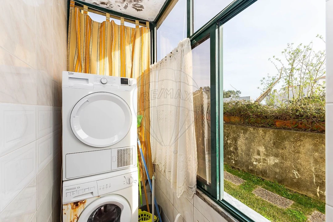 Apartamento T2 para Venda em Grijó e Sermonde Foto 12