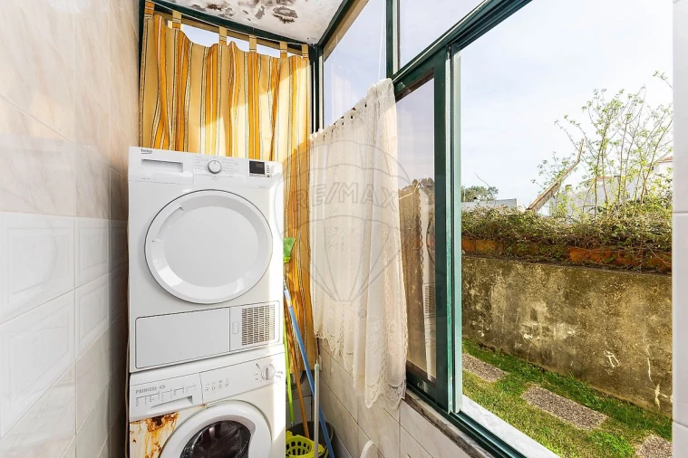 Apartamento T2 para Venda em Grijó e Sermonde Foto 12