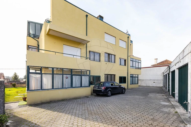 Apartamento T2 para Venda em Grijó e Sermonde Foto 19