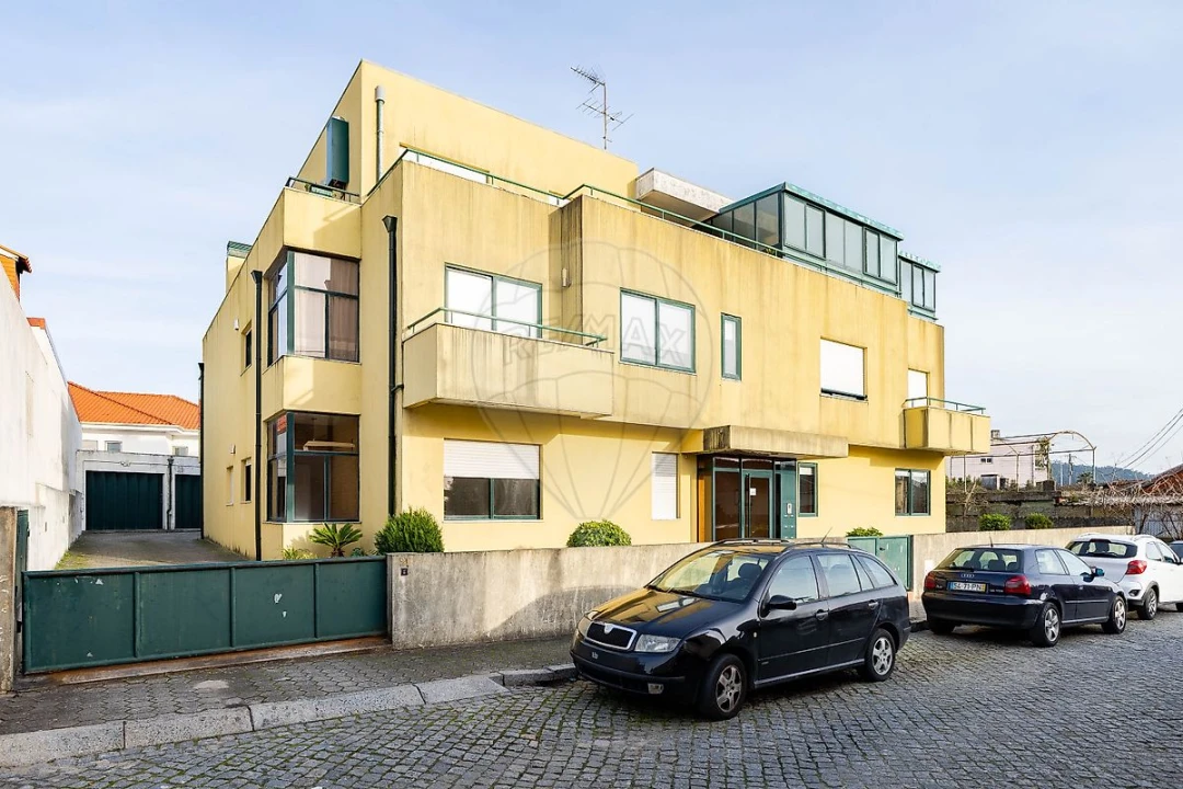 Apartamento T2 para Venda em Grijó e Sermonde Foto 22