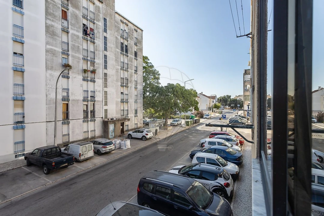 Apartamento T2 para Venda em Baixa da Banheira e Vale da Amoreira Foto 7