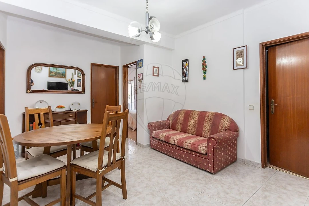 Apartamento T2 para Venda em Baixa da Banheira e Vale da Amoreira Foto 8