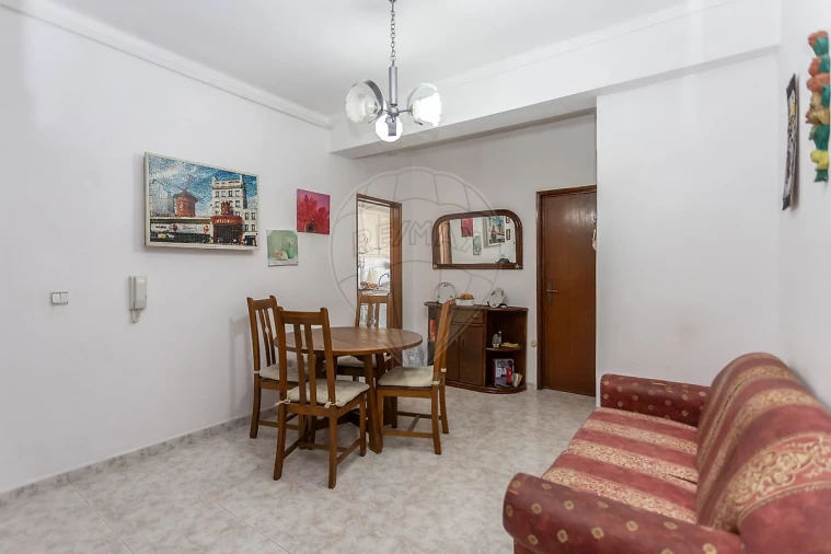 Apartamento T2 para Venda em Baixa da Banheira e Vale da Amoreira Foto 9