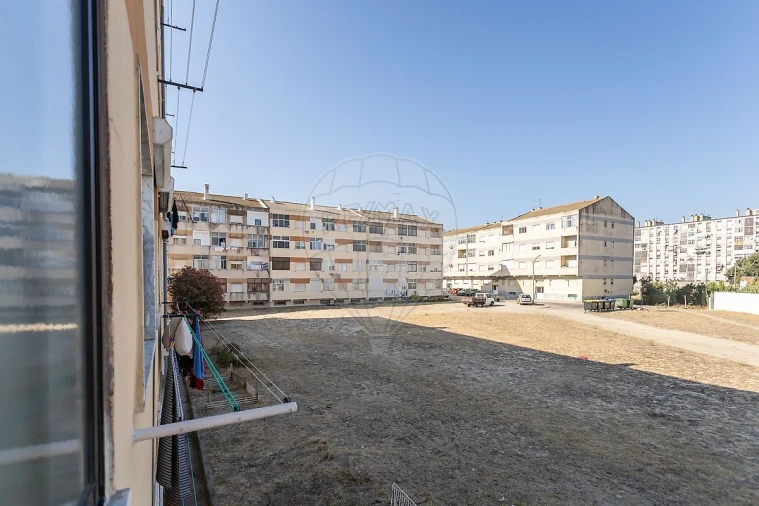 Apartamento T2 para Venda em Baixa da Banheira e Vale da Amoreira Foto 14