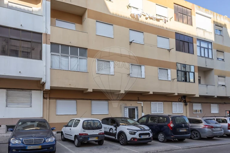 Apartamento T2 para Venda em Baixa da Banheira e Vale da Amoreira Foto 25